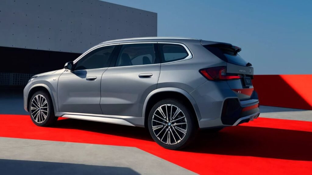 BMW X1 LWB